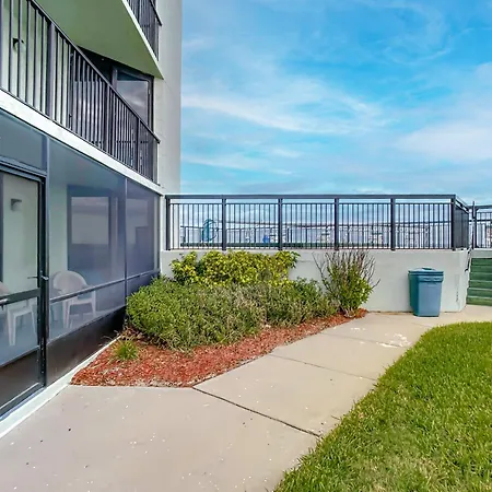 Ocean View With A Beachfront Pool At Ocean Trillium Condo ~ 103